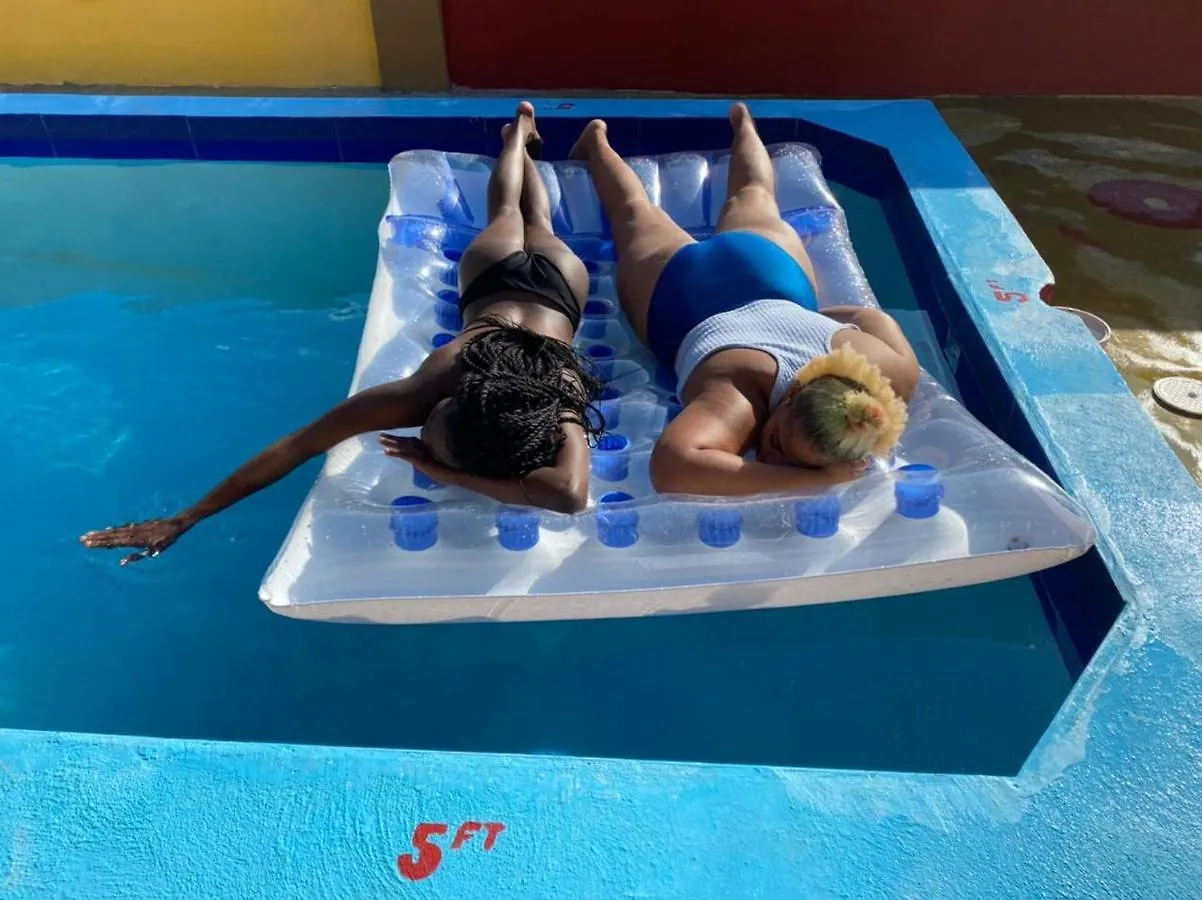 Paradise Villa Shared Onsite Private Pool Onsite Gym Ότσο Ρίος Τζαμάικα